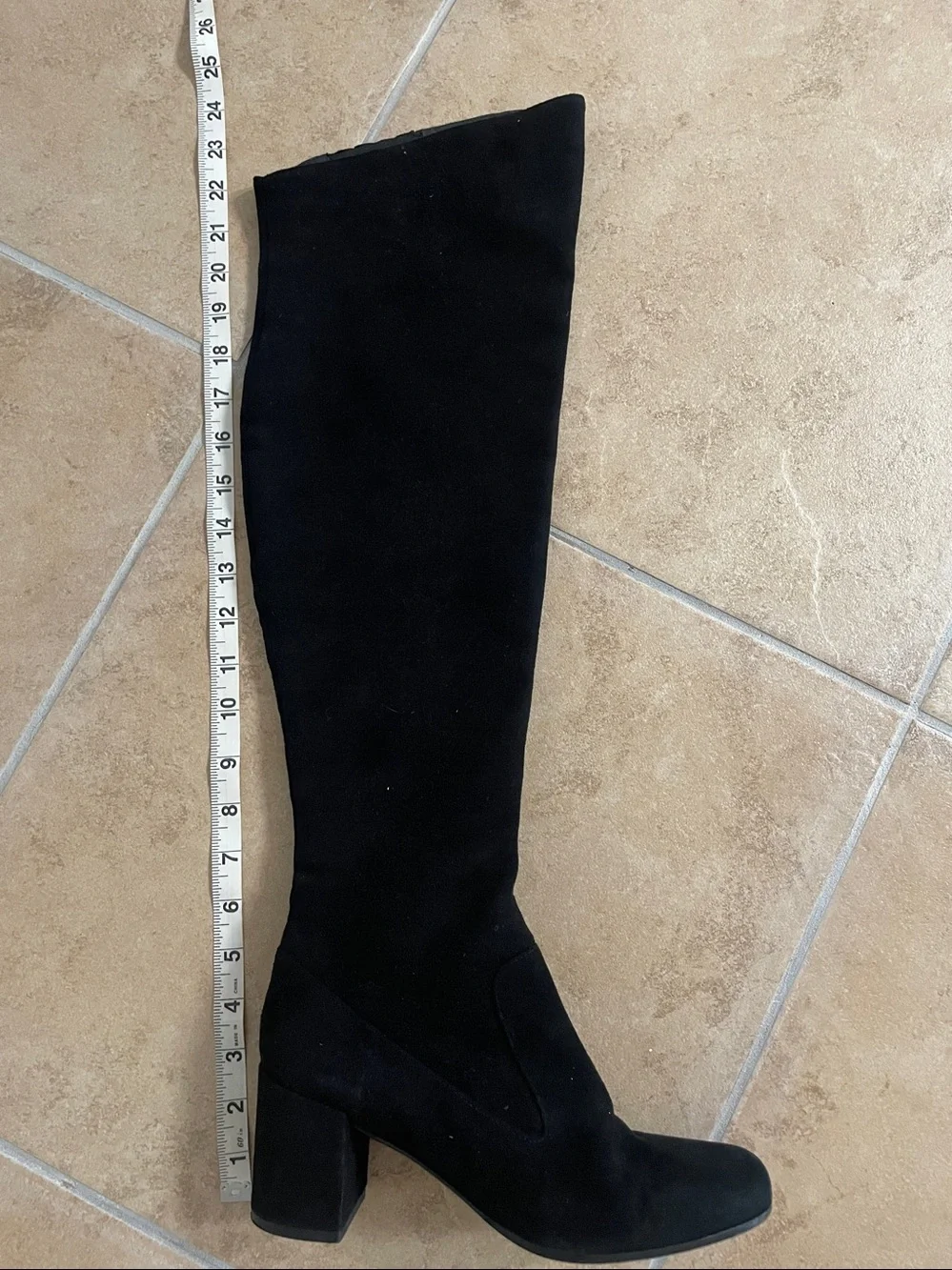 Vince “Blythe” over the knee boots black all leather/suede US 8